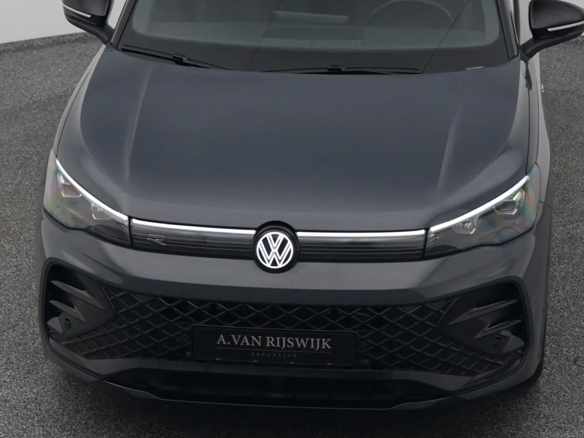1.5 eHybrid R-Line Edition | PANO | ADAPTIVE | CAMERA | STOELMASSAGE