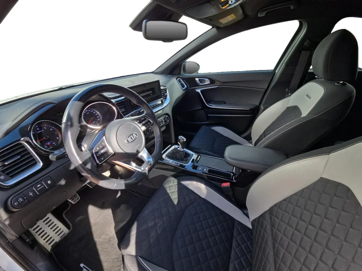 1.0 T-GDi GT-Line Business Edition Dealer onderhouden | Fabrieksgarantie t/ m 27-9-2028 +3x 1 jaar* | NAP