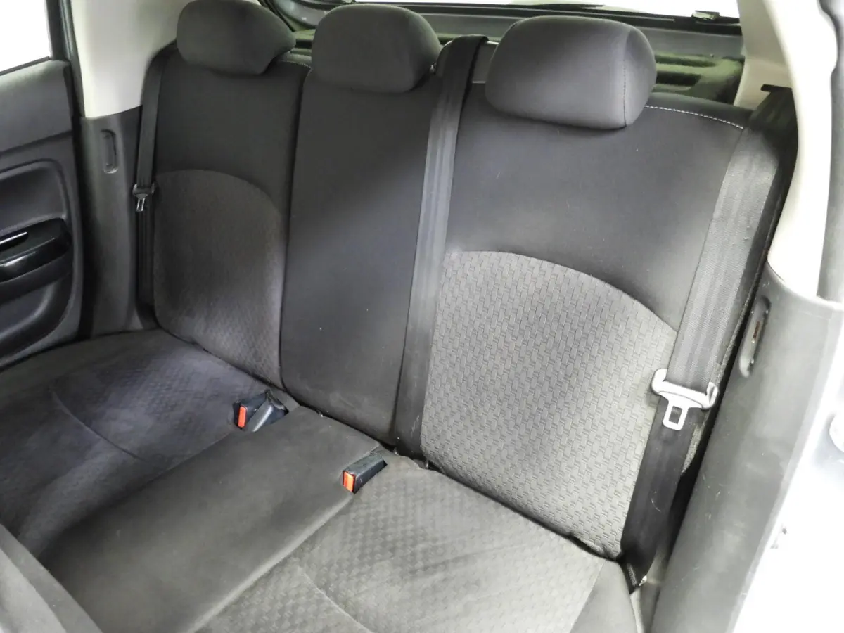 1.0i Active NAVI/AIRCO/BLUETOOTH/LMV!