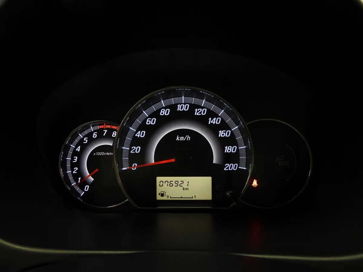 1.0i Active NAVI/AIRCO/BLUETOOTH/LMV!