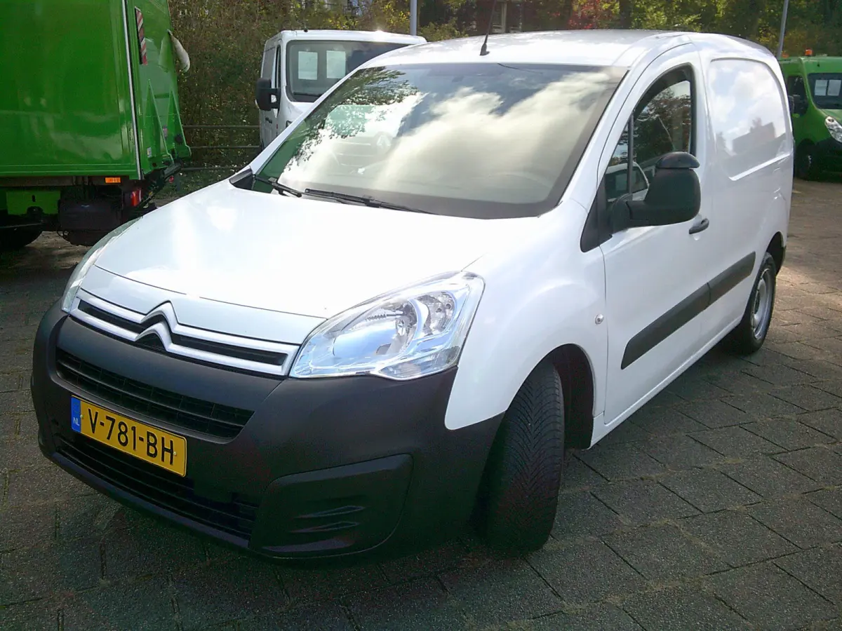 1.6 BlueHDI 100 Club S&S VOORZIEN VAN AIRCO+CRUISE !! BTW/BPM VRIJ!!