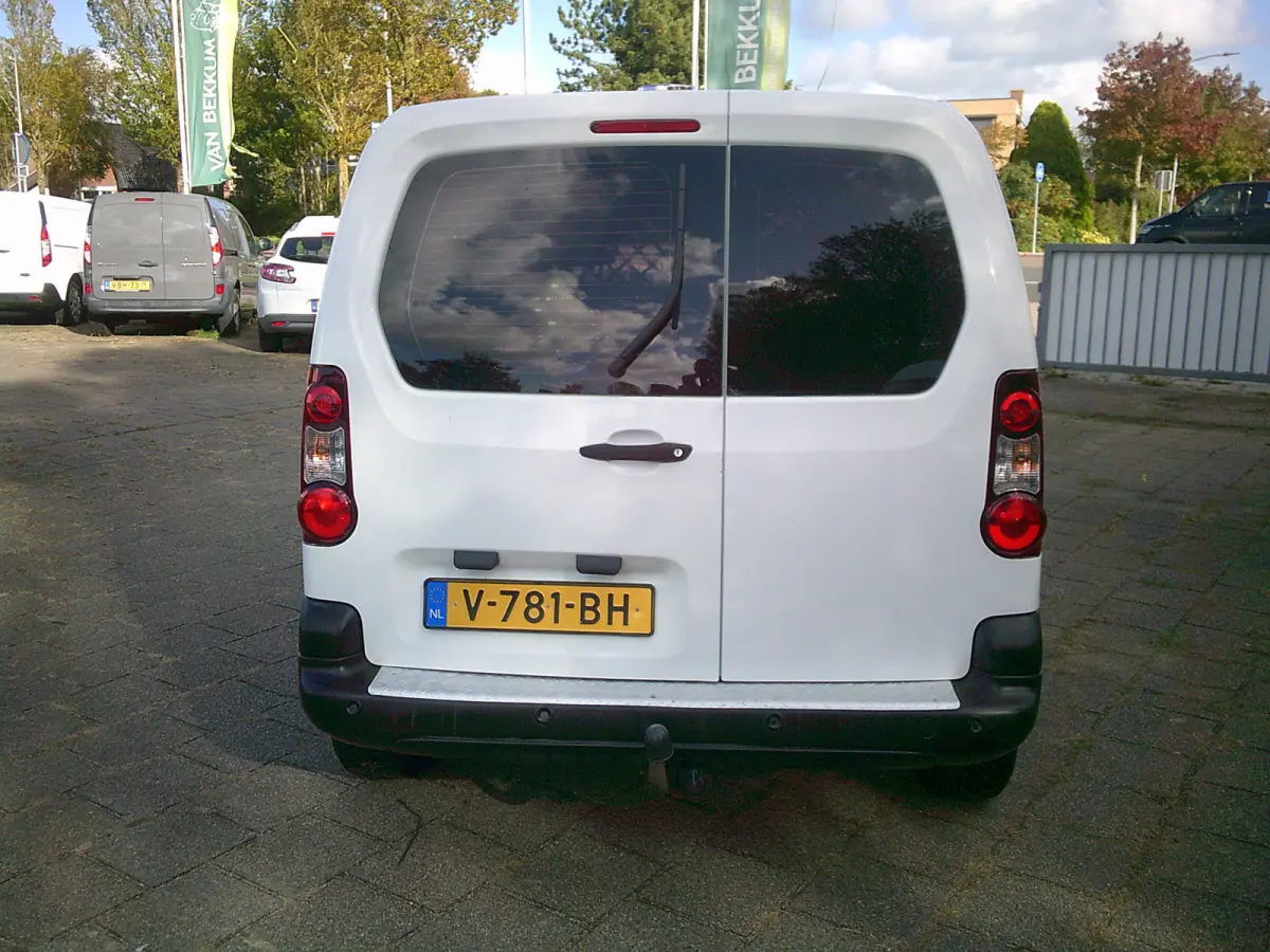 1.6 BlueHDI 100 Club S&S VOORZIEN VAN AIRCO+CRUISE !! BTW/BPM VRIJ!!