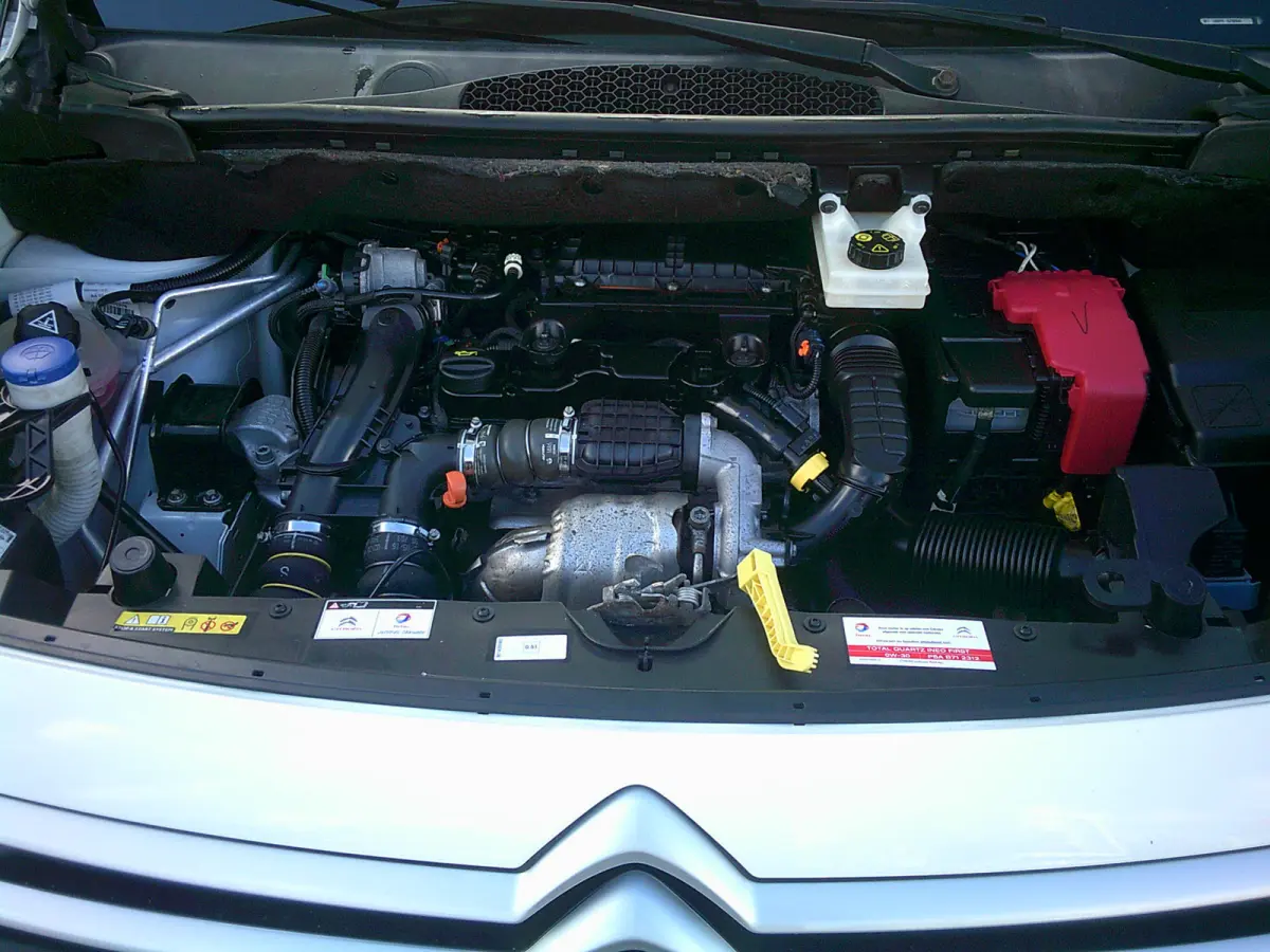 1.6 BlueHDI 100 Club S&S VOORZIEN VAN AIRCO+CRUISE !! BTW/BPM VRIJ!!