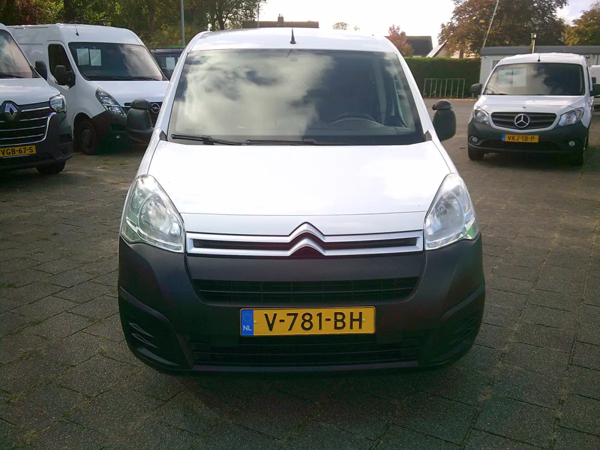 1.6 BlueHDI 100 Club S&S VOORZIEN VAN AIRCO+CRUISE !! BTW/BPM VRIJ!!