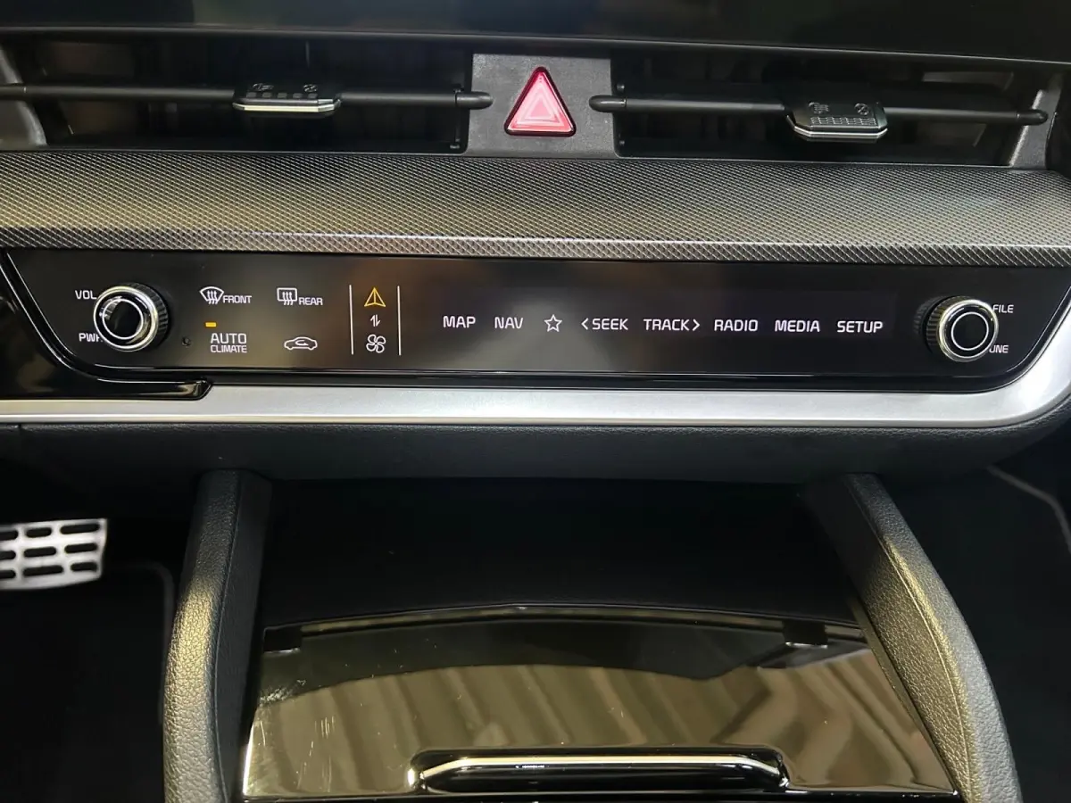 1.6 T-GDi Hybrid GT-Line | 1650 KG  trekgewicht! | Elektrische Trekhaak + 13-Polige Stekker | Elektrisch verstelbare Voorstoelen | Elektrisch Schuif / Kanteldak | Elektrisch Bedienbare Achte