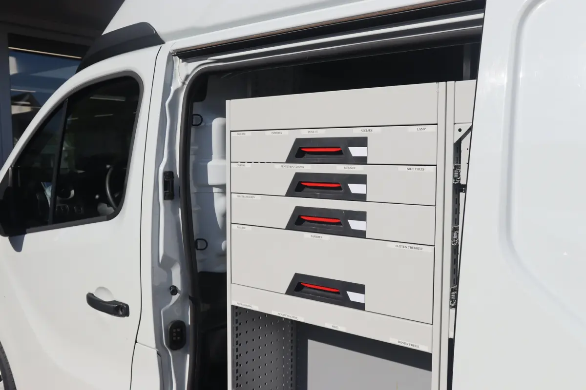 1.6 dCi T29 L2H1 Comfort Energy | Extra Verhoogd | Dubbele Schuifdeur | Imperiaal | Trekhaak | Complete Inbouw | Parkeersensoren | Airco | Cruise | Navi By App |