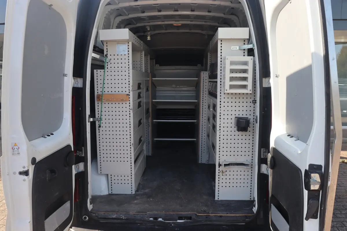 1.6 dCi T29 L2H1 Comfort Energy | Extra Verhoogd | Dubbele Schuifdeur | Imperiaal | Trekhaak | Complete Inbouw | Parkeersensoren | Airco | Cruise | Navi By App |