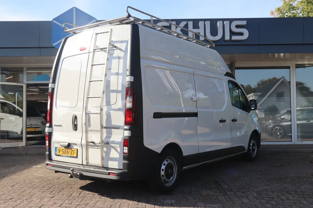 1.6 dCi T29 L2H1 Comfort Energy | Extra Verhoogd | Dubbele Schuifdeur | Imperiaal | Trekhaak | Complete Inbouw | Parkeersensoren | Airco | Cruise | Navi By App |