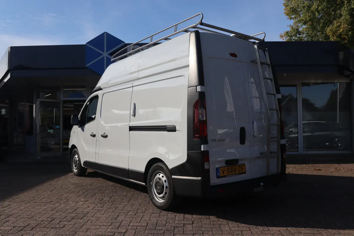 1.6 dCi T29 L2H1 Comfort Energy | Extra Verhoogd | Dubbele Schuifdeur | Imperiaal | Trekhaak | Complete Inbouw | Parkeersensoren | Airco | Cruise | Navi By App |