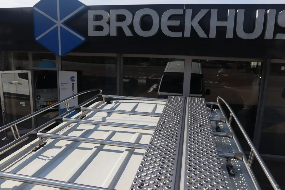 1.6 dCi T29 L2H1 Comfort Energy | Extra Verhoogd | Dubbele Schuifdeur | Imperiaal | Trekhaak | Complete Inbouw | Parkeersensoren | Airco | Cruise | Navi By App |