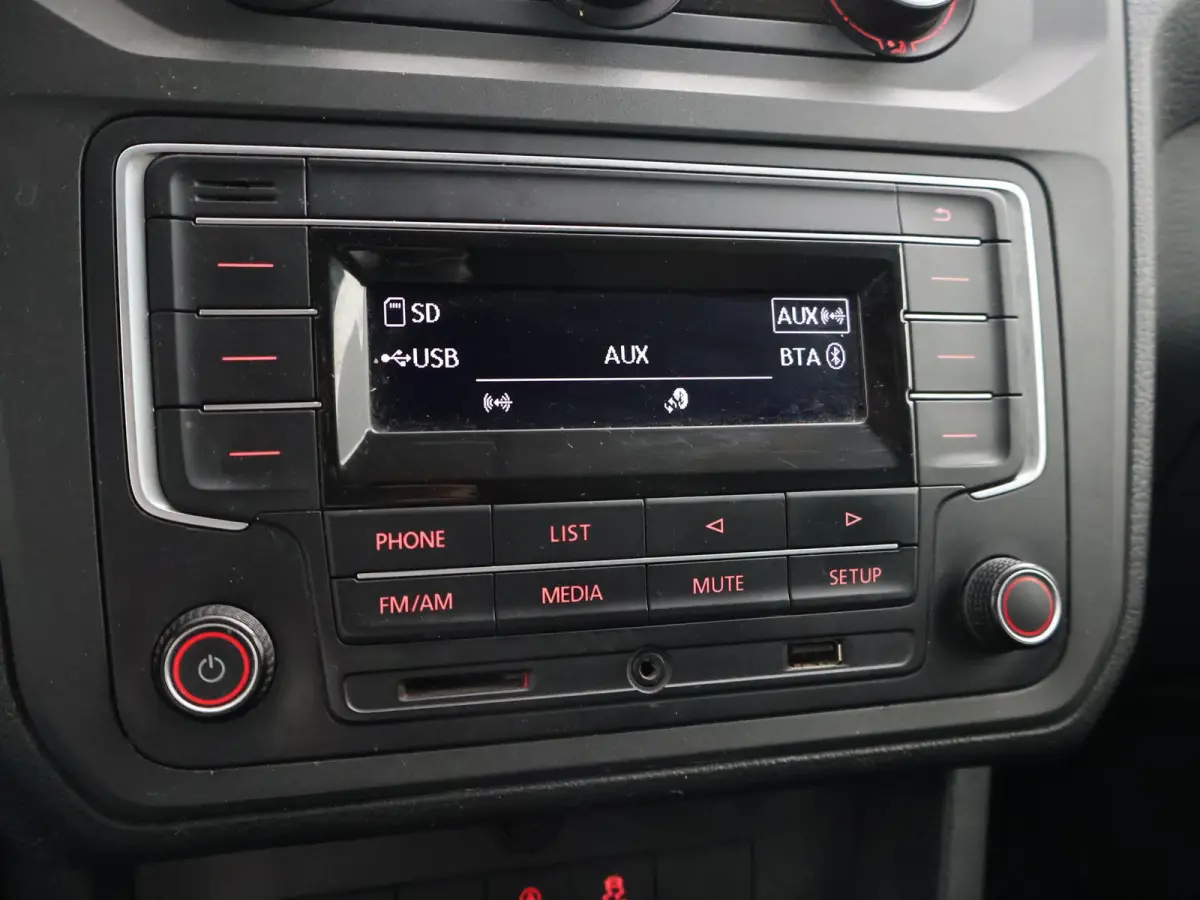 2.0 TDI L1H1 BMT TRENDLINE ZILVERGRIJS METALLIC | AIRCO | CRUISE CONTROL | EURO 6