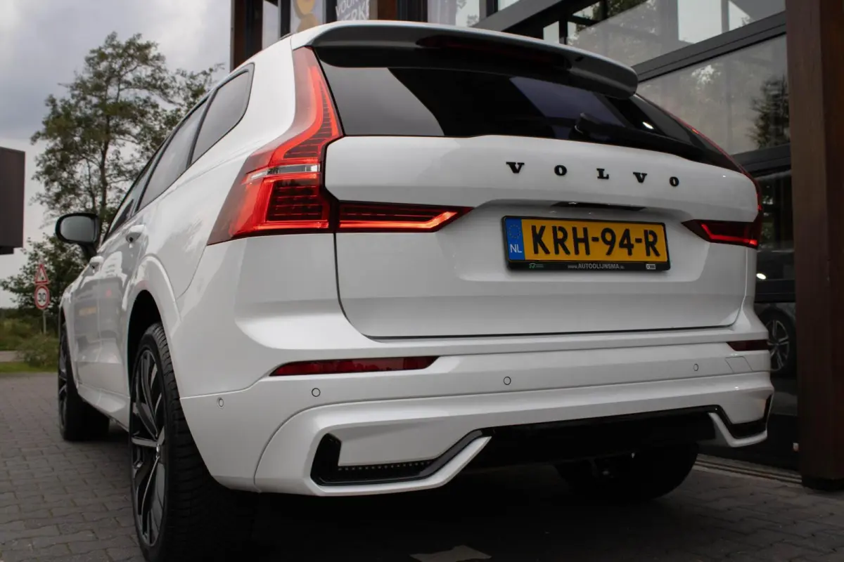 2.0 T6 PHEV AWD Ultimate Dark|Long Range|360 Camera|Stoelverwarming|Trekhaak|ACC