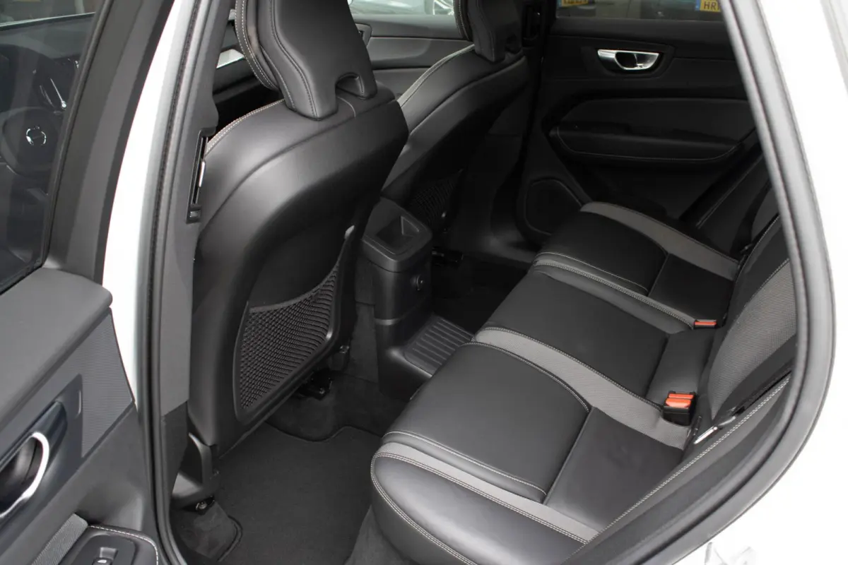 2.0 T6 PHEV AWD Ultimate Dark|Long Range|360 Camera|Stoelverwarming|Trekhaak|ACC