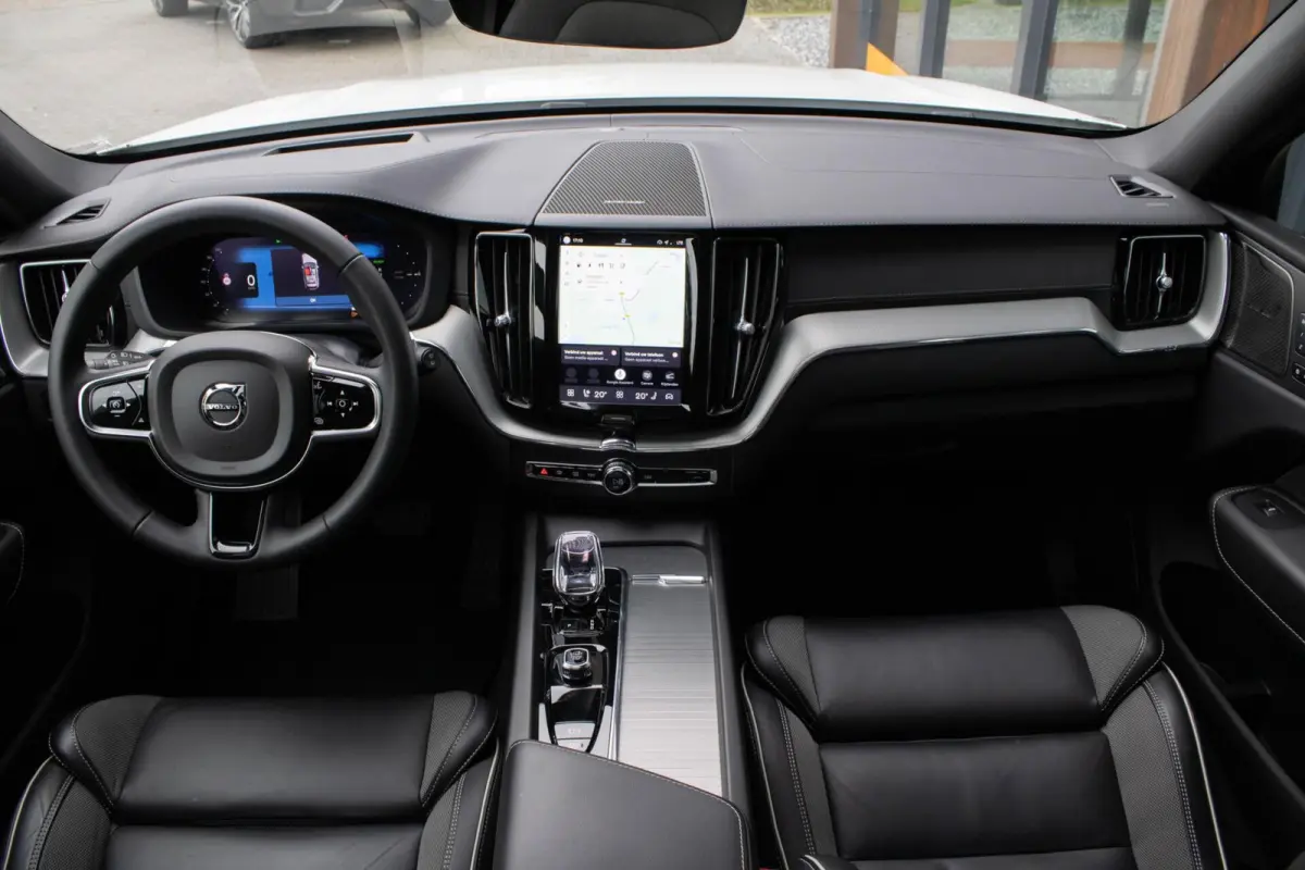 2.0 T6 PHEV AWD Ultimate Dark|Long Range|360 Camera|Stoelverwarming|Trekhaak|ACC