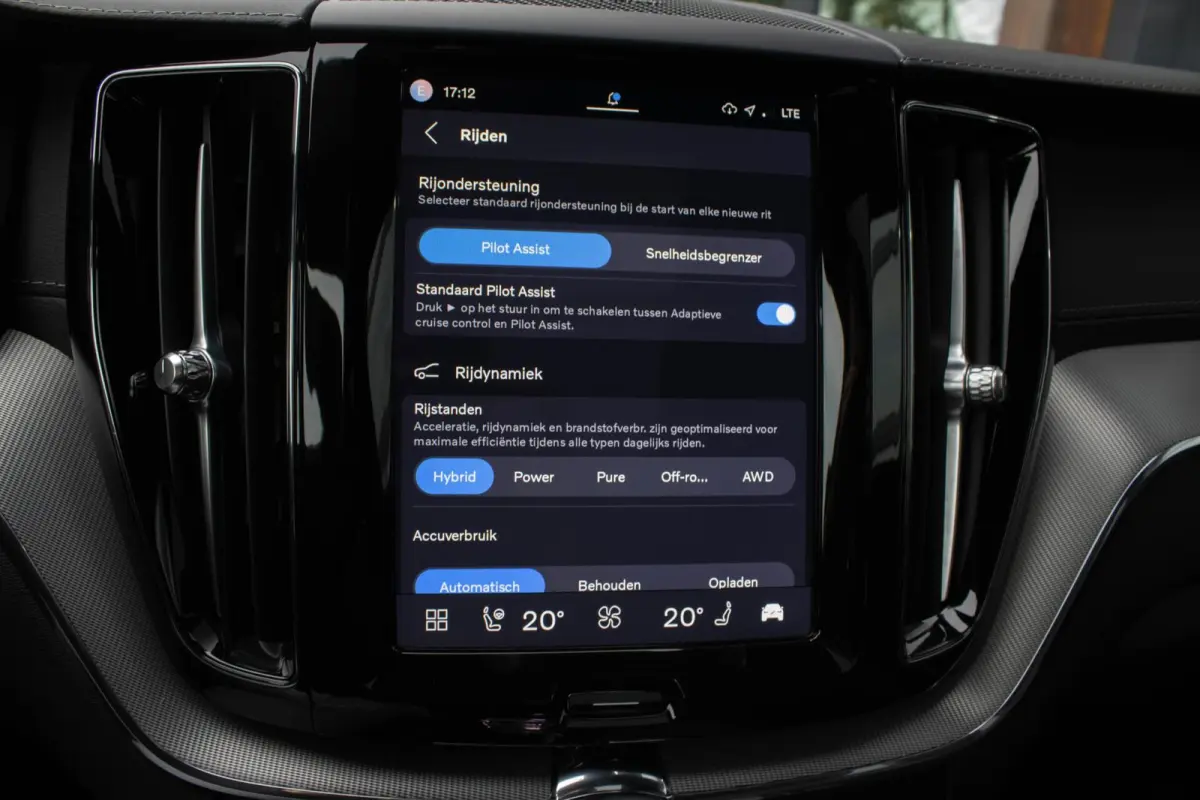 2.0 T6 PHEV AWD Ultimate Dark|Long Range|360 Camera|Stoelverwarming|Trekhaak|ACC