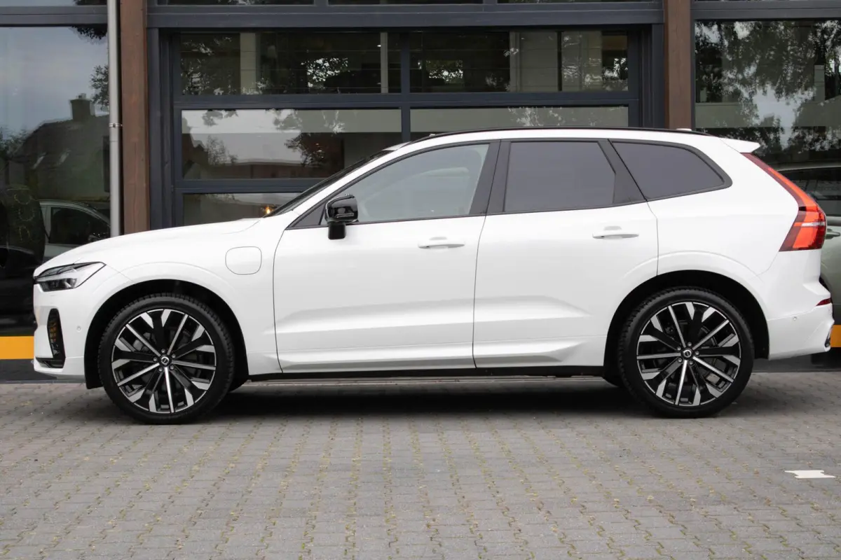 2.0 T6 PHEV AWD Ultimate Dark|Long Range|360 Camera|Stoelverwarming|Trekhaak|ACC