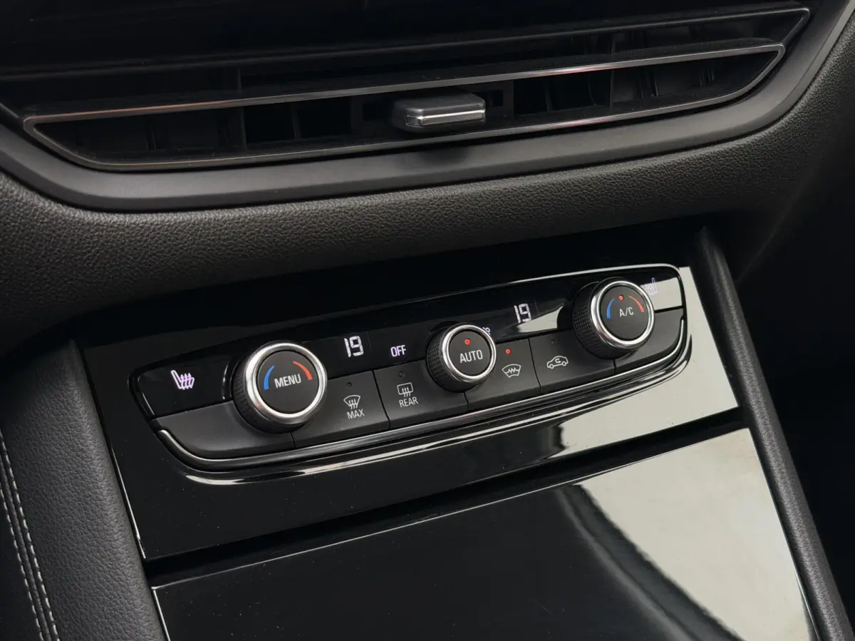 1.6 Turbo Plug-In Hybrid 4x4 GSe | Camera | Keyless | Stuurverw