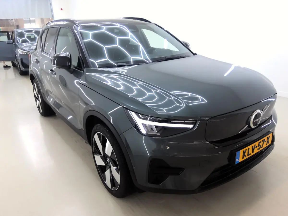Single Motor Extended Range Ultra Europa 82 kWh 20" | Panodak | Nubuck bekleding | Trekhaak wegklapbaar