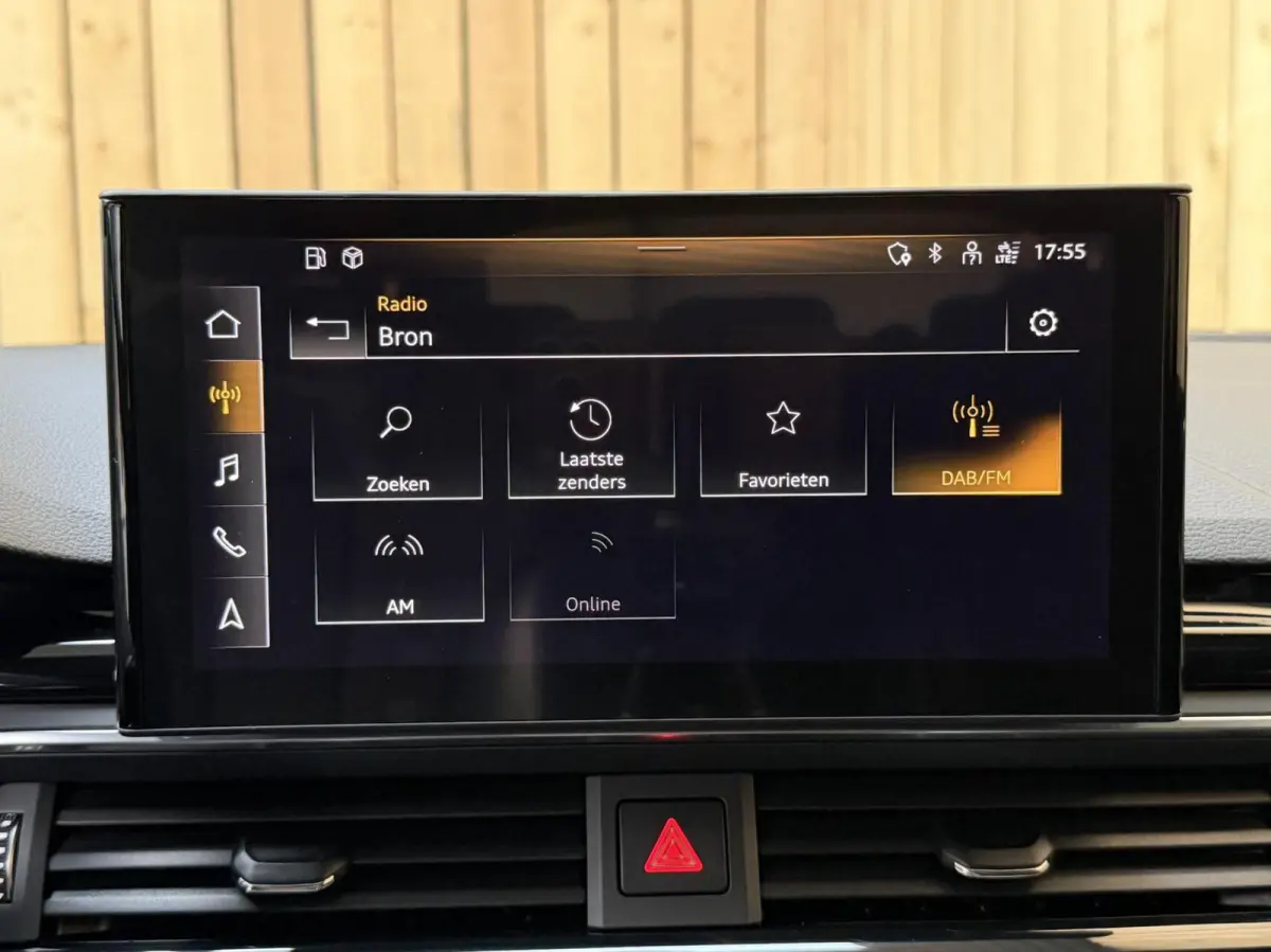 35 TFSI S edition Automaat | Achteruitrijcamera | Apple CarPlay/Android Auto | Cruise & climate control | Elektrisch glazen panorama-dak | Getint glas | Parkeersensoren voor en achter | Spor
