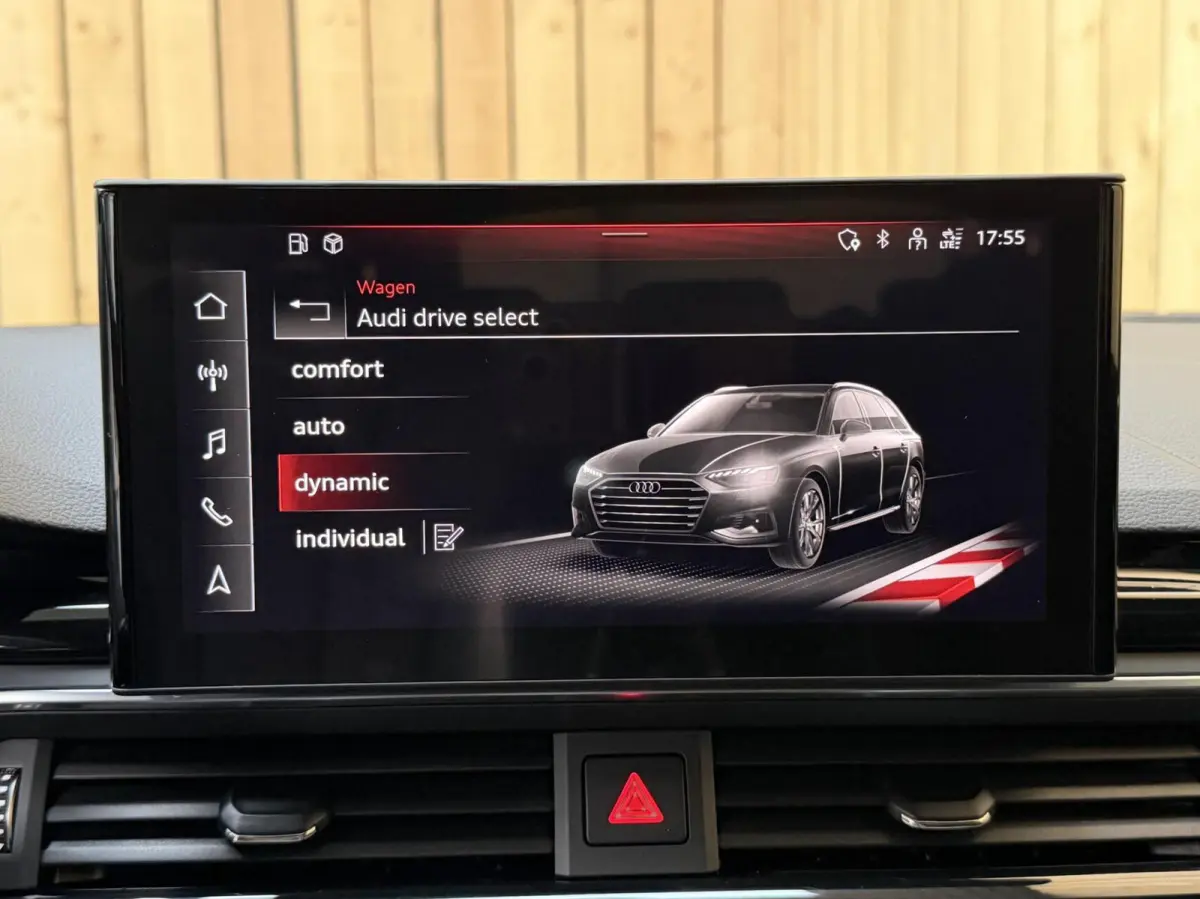 35 TFSI S edition Automaat | Achteruitrijcamera | Apple CarPlay/Android Auto | Cruise & climate control | Elektrisch glazen panorama-dak | Getint glas | Parkeersensoren voor en achter | Spor