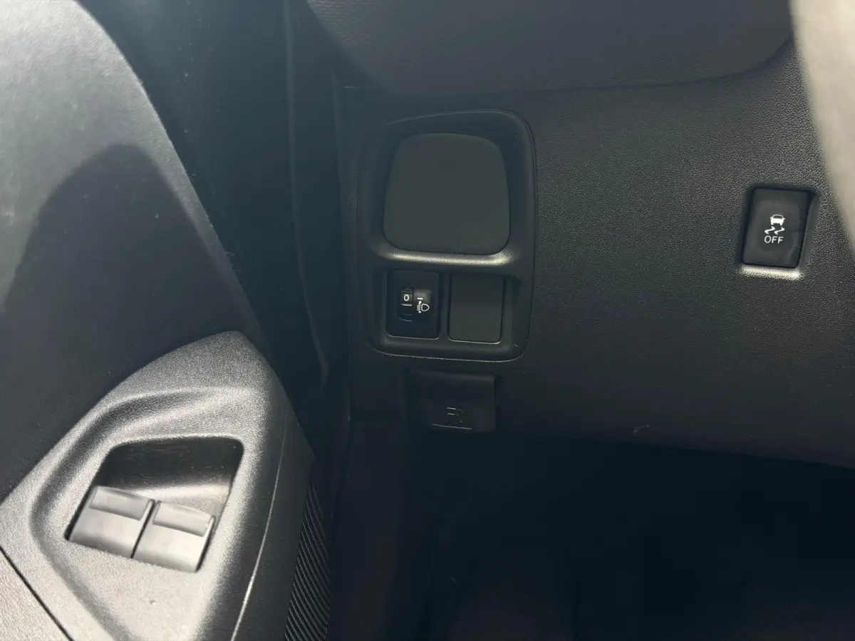 1.0e-VTi Allure 5Drs| Automaat | Scherm | Airco!