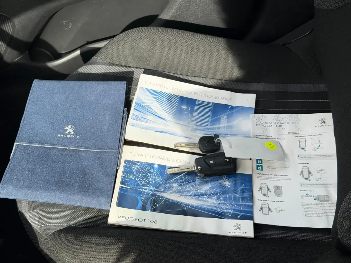 1.0e-VTi Allure 5Drs| Automaat | Scherm | Airco!