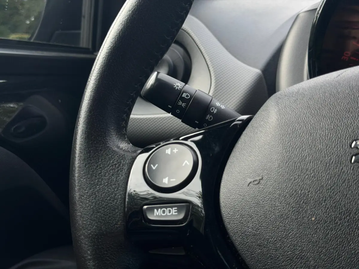 1.0e-VTi Allure 5Drs| Automaat | Scherm | Airco!