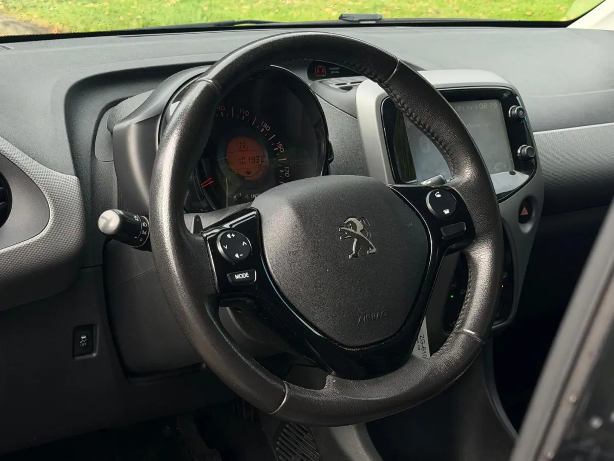 1.0e-VTi Allure 5Drs| Automaat | Scherm | Airco!