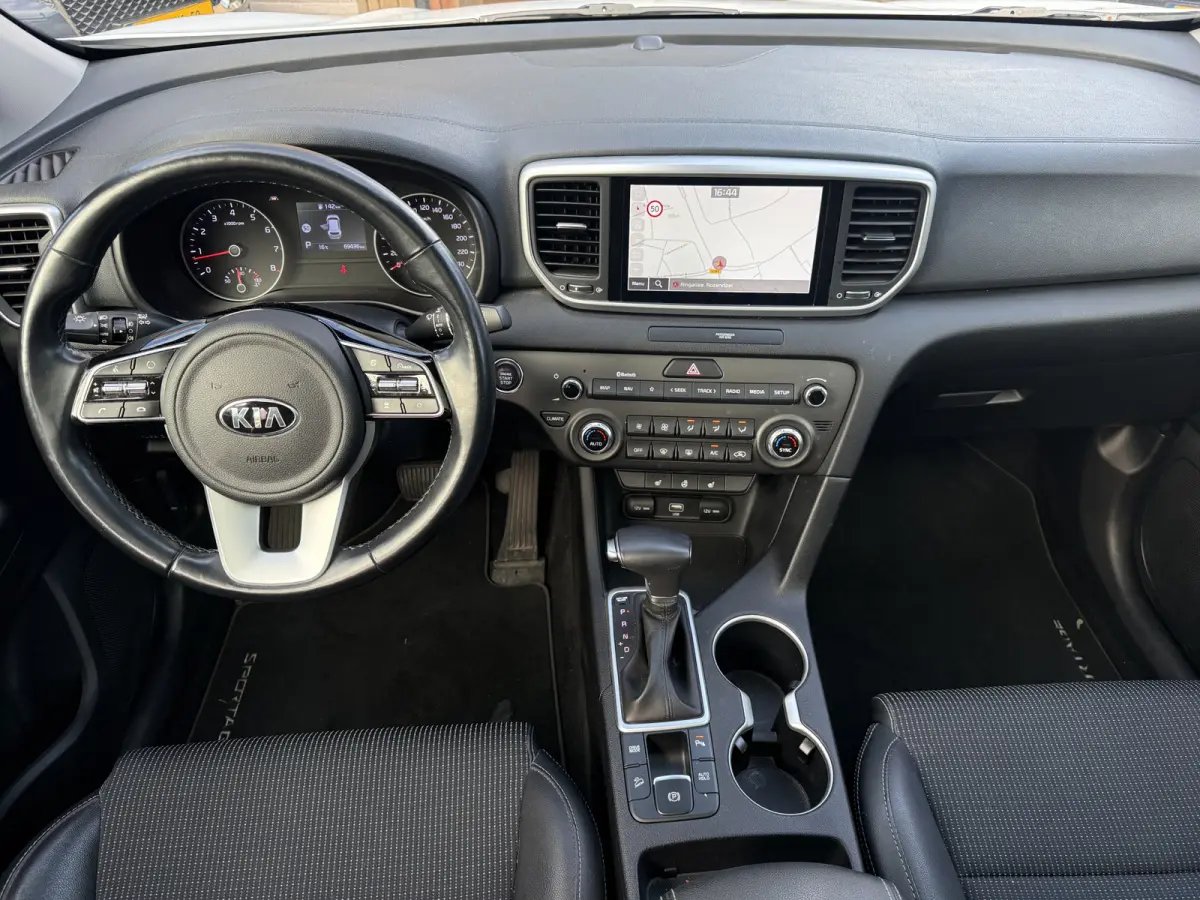 1.6 T-GDi Aut. DynamicPlusLine, Panoramadak | Camera | CarPlay | Trekhaak