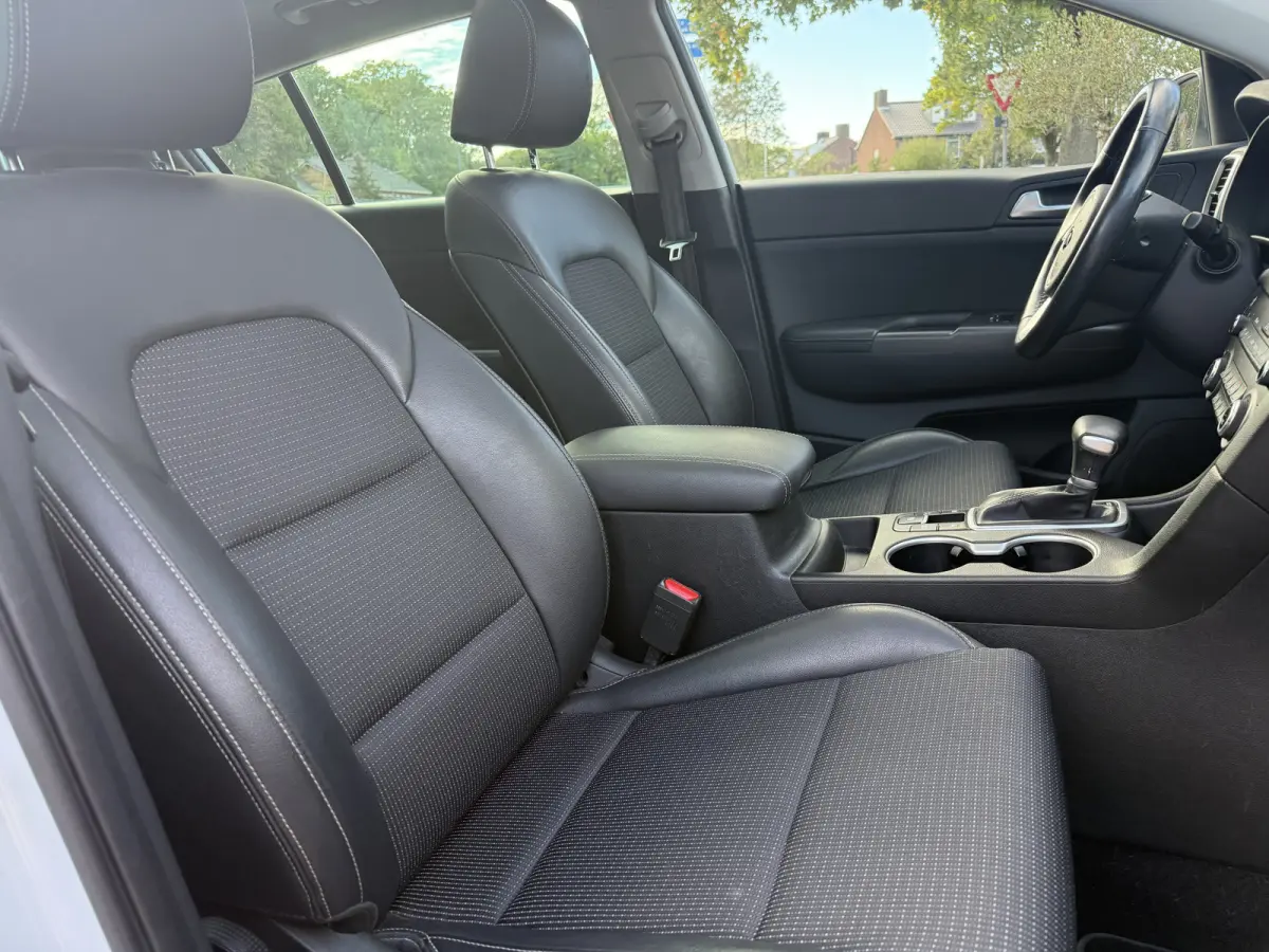 1.6 T-GDi Aut. DynamicPlusLine, Panoramadak | Camera | CarPlay | Trekhaak