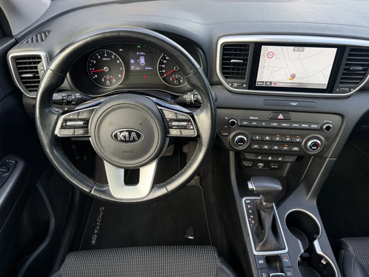 1.6 T-GDi Aut. DynamicPlusLine, Panoramadak | Camera | CarPlay | Trekhaak