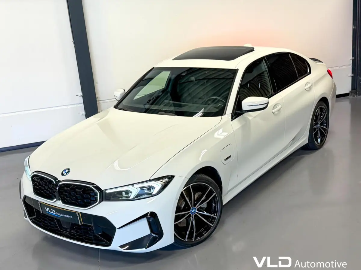 330e Pano Cam M-Sport Hifi Widescreen Led Shadow