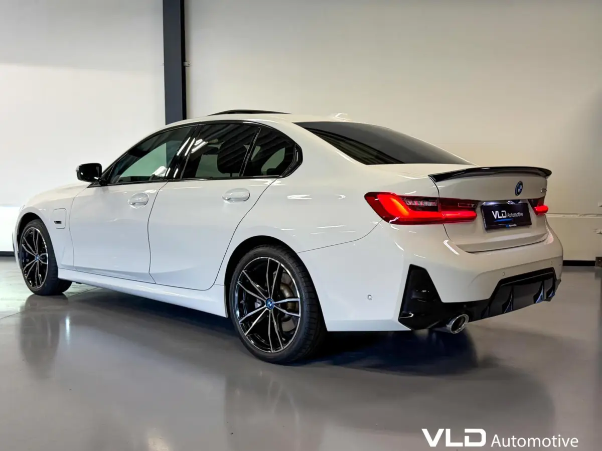 330e Pano Cam M-Sport Hifi Widescreen Led Shadow