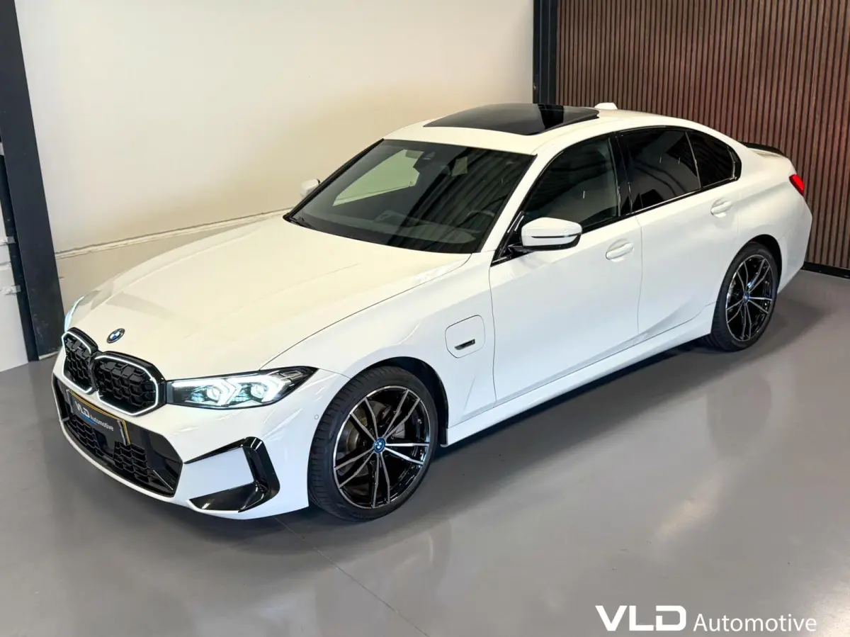 330e Pano Cam M-Sport Hifi Widescreen Led Shadow