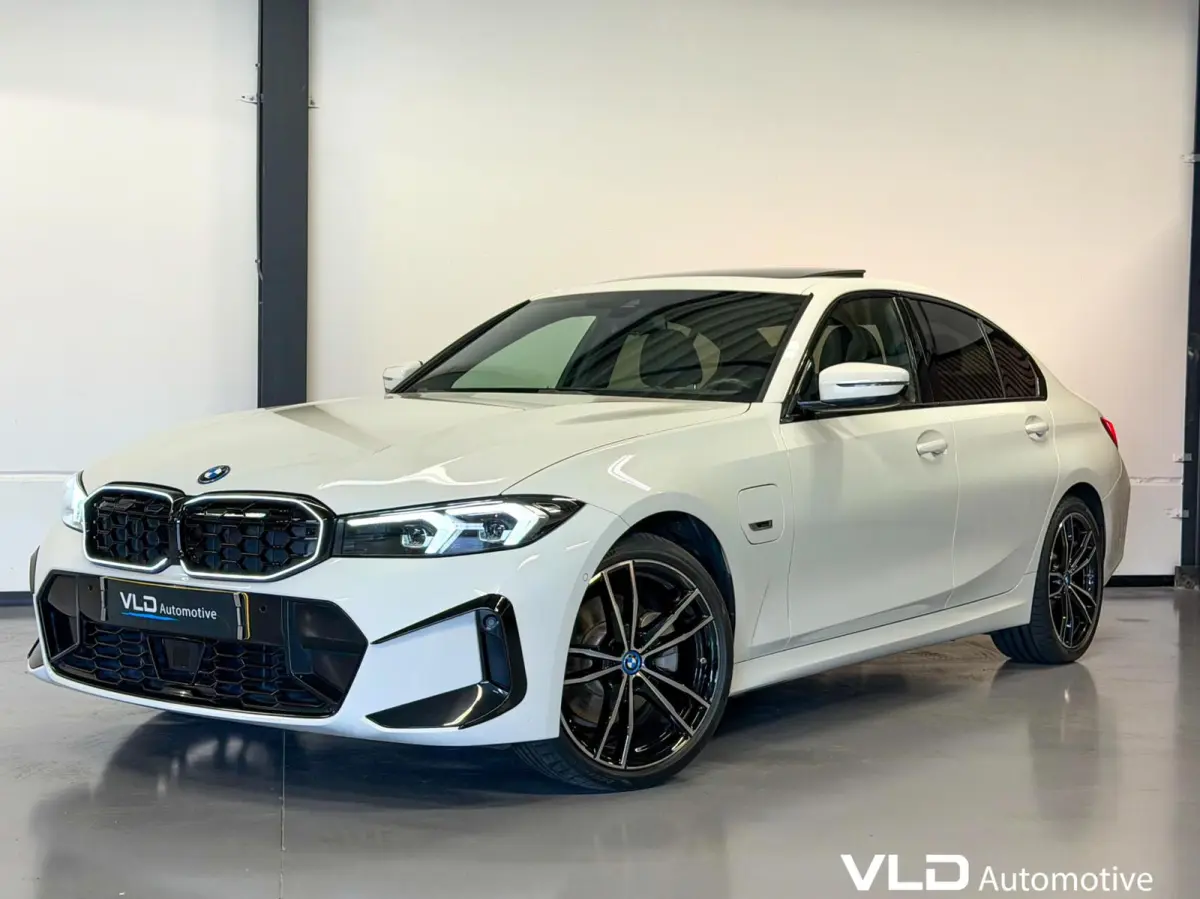 330e Pano Cam M-Sport Hifi Widescreen Led Shadow
