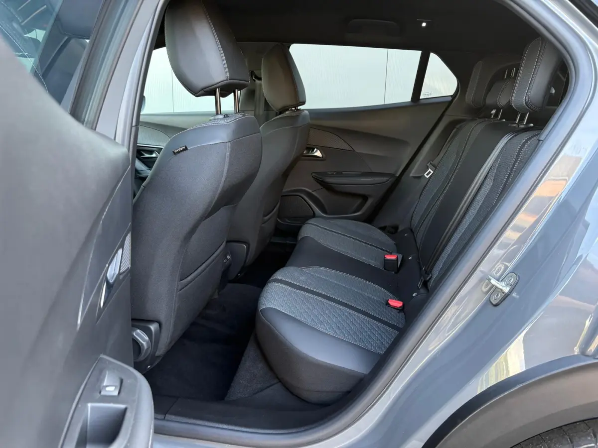 EV Allure 54 kWh Parkeerhulp/Carplay-Android-auto/Warmtepomp/Cruise-control