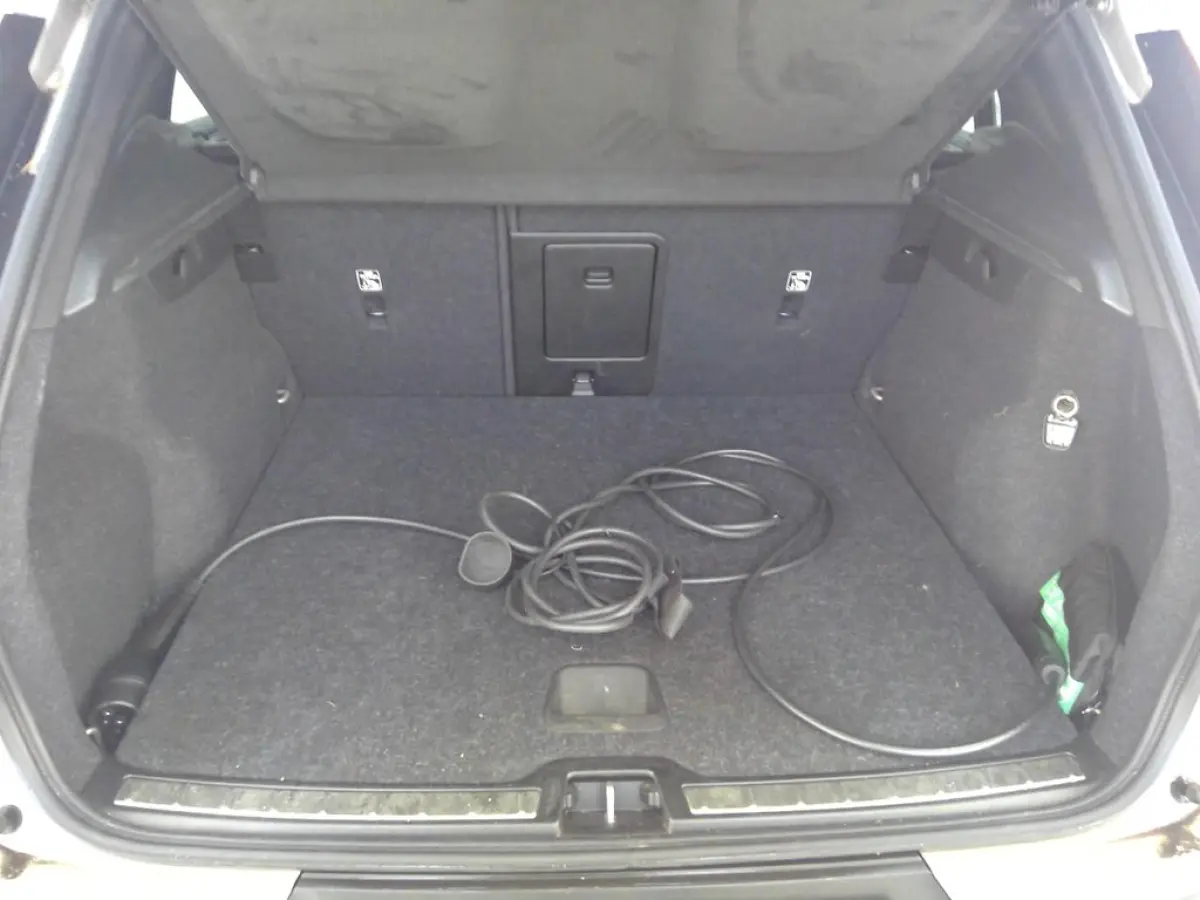 1.5 T4 Plug-in hybrid Plus Bright Trekhaak | Elektr. verstelbare stoelen | Adaptive Cruise | All Season