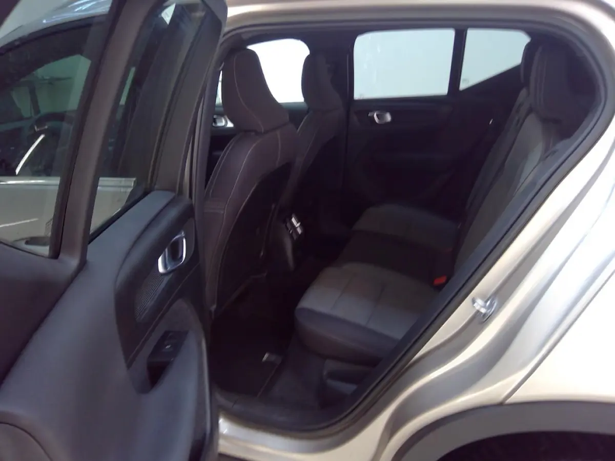 1.5 T4 Plug-in hybrid Plus Bright Trekhaak | Elektr. verstelbare stoelen | Adaptive Cruise | All Season