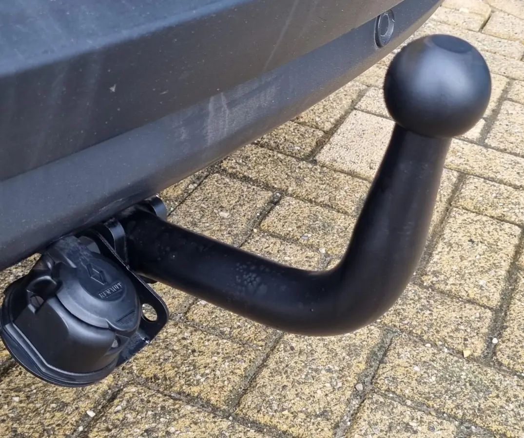 1.2 TCe Limited 116PK | NL AUTO | Nieuwe APK | Trekaak | Onderhoudshistorie | Navigatie | Cruise Control | Climate Control | Parkeersensoren | Getint Glas | 2 Sleutels |