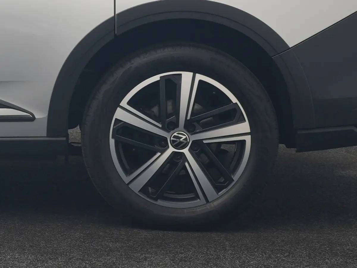 5 Persoons 1.5 TSI Panamericana Automaat DSG 115pk Dealer O.H. | Adaptive Cruise | Camera | Stoelverwarming | Apple Carplay | BLIS | Navigatie | DAB | IQ Drive | Travel Assist | Draadloze Te