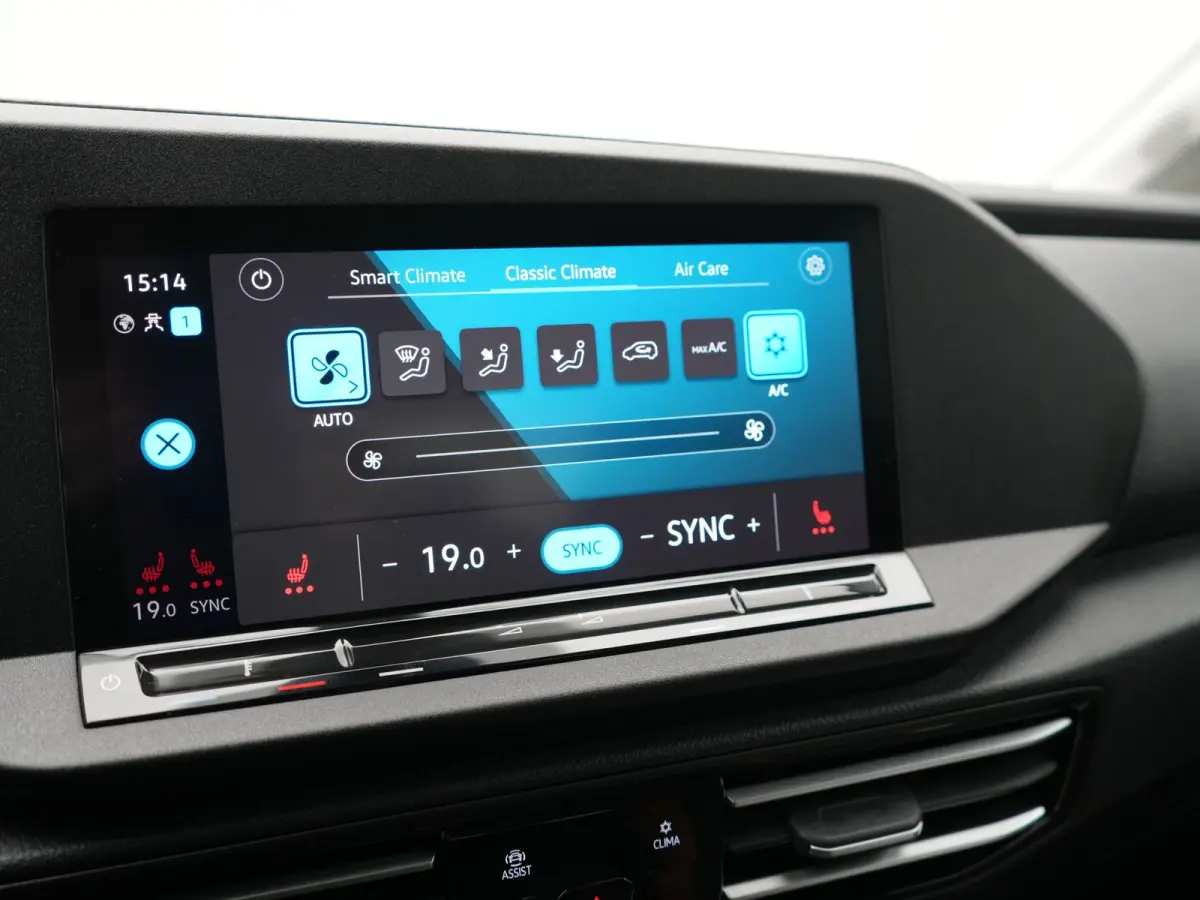 5 Persoons 1.5 TSI Panamericana Automaat DSG 115pk Dealer O.H. | Adaptive Cruise | Camera | Stoelverwarming | Apple Carplay | BLIS | Navigatie | DAB | IQ Drive | Travel Assist | Draadloze Te