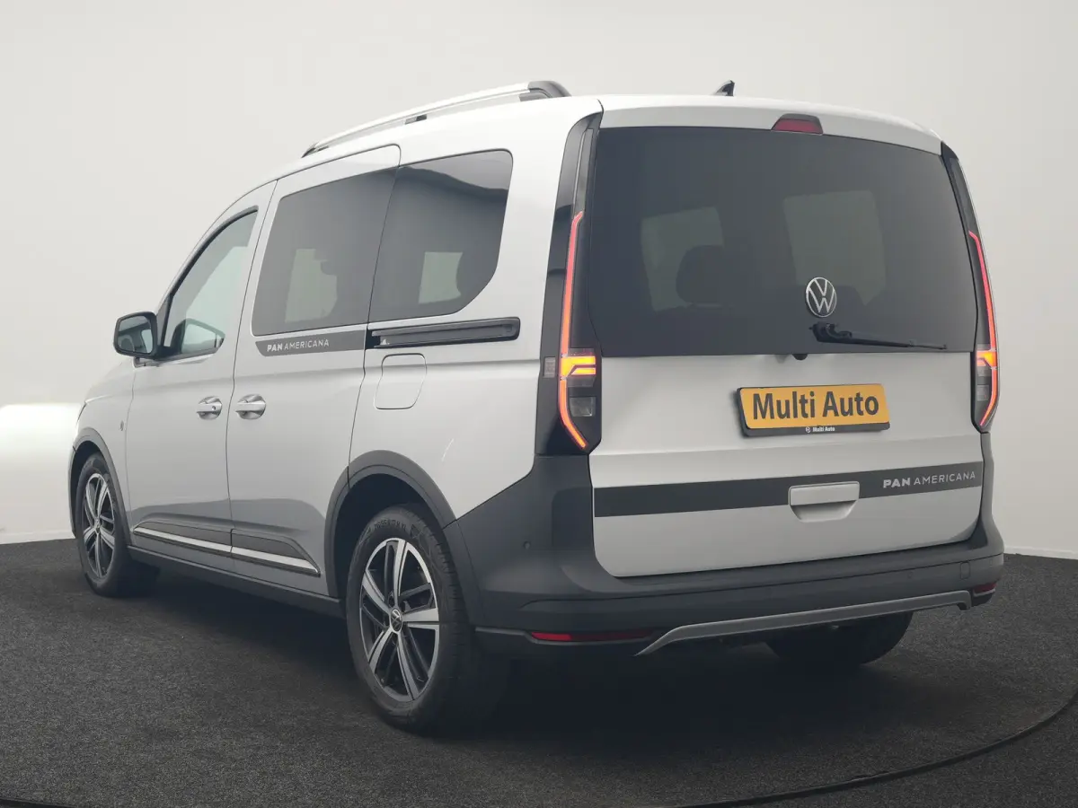5 Persoons 1.5 TSI Panamericana Automaat DSG 115pk Dealer O.H. | Adaptive Cruise | Camera | Stoelverwarming | Apple Carplay | BLIS | Navigatie | DAB | IQ Drive | Travel Assist | Draadloze Te
