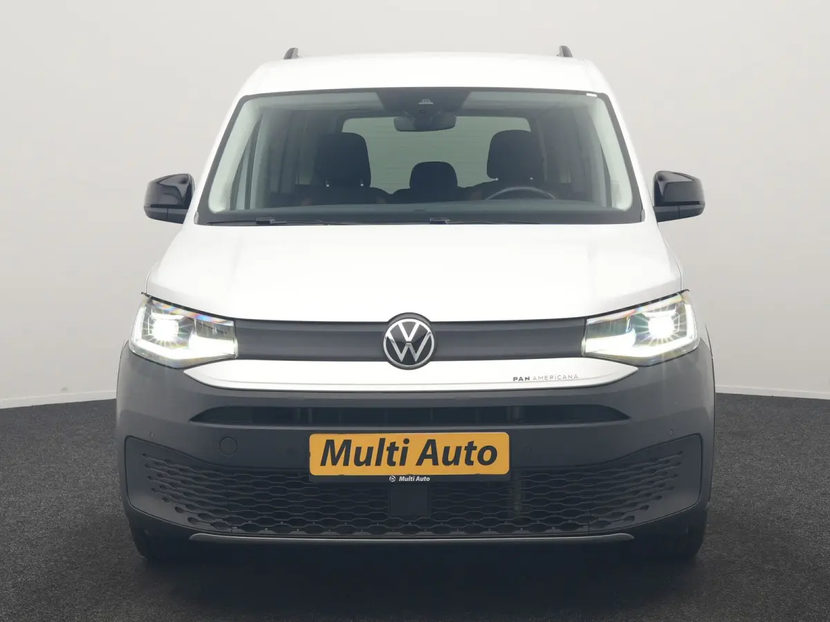 5 Persoons 1.5 TSI Panamericana Automaat DSG 115pk Dealer O.H. | Adaptive Cruise | Camera | Stoelverwarming | Apple Carplay | BLIS | Navigatie | DAB | IQ Drive | Travel Assist | Draadloze Te