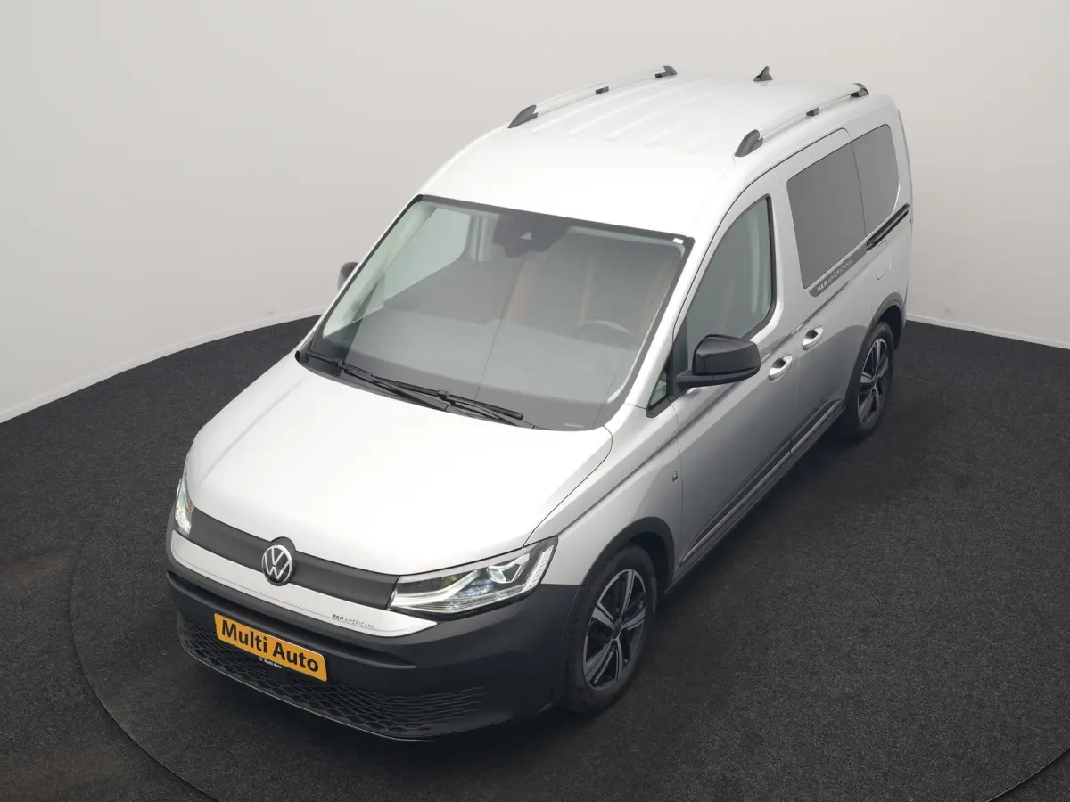 5 Persoons 1.5 TSI Panamericana Automaat DSG 115pk Dealer O.H. | Adaptive Cruise | Camera | Stoelverwarming | Apple Carplay | BLIS | Navigatie | DAB | IQ Drive | Travel Assist | Draadloze Te