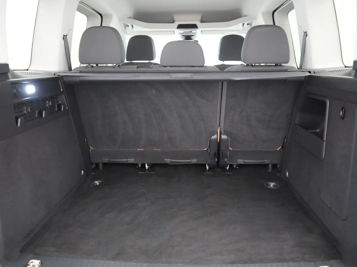 5 Persoons 1.5 TSI Panamericana Automaat DSG 115pk Dealer O.H. | Adaptive Cruise | Camera | Stoelverwarming | Apple Carplay | BLIS | Navigatie | DAB | IQ Drive | Travel Assist | Draadloze Te