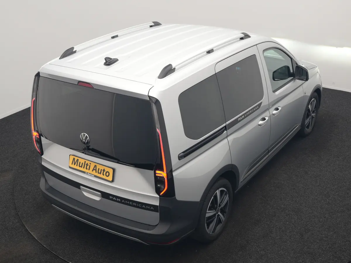5 Persoons 1.5 TSI Panamericana Automaat DSG 115pk Dealer O.H. | Adaptive Cruise | Camera | Stoelverwarming | Apple Carplay | BLIS | Navigatie | DAB | IQ Drive | Travel Assist | Draadloze Te