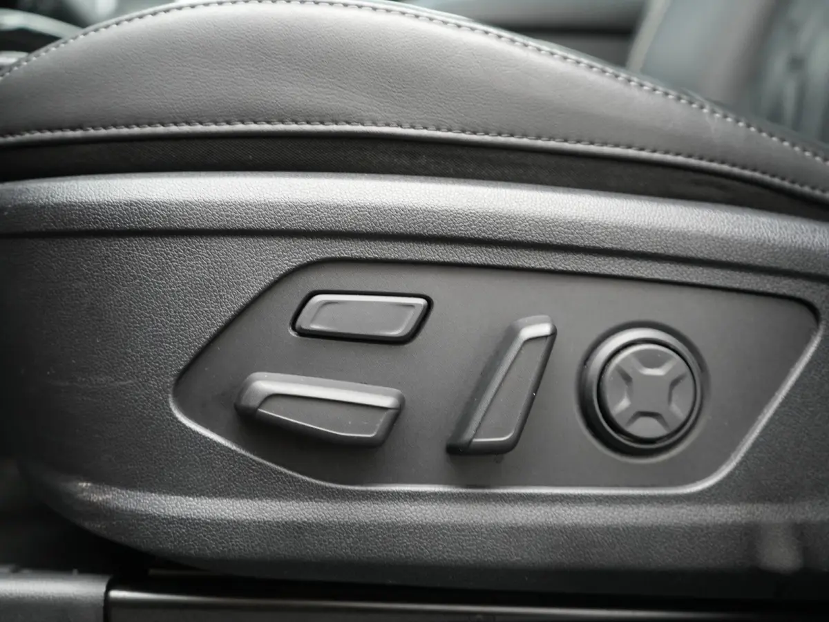 1.6 T-GDI 4WD ExecutiveLine PHEV 265pk Dealer O.H. | SOH 96,7% | Trekhaak Afn. | Panodak | Head Up | Adaptive Cruise | 360 Camera | Bose Audio | Lederen Sportstoelen Memory & Ventilatie | Ke