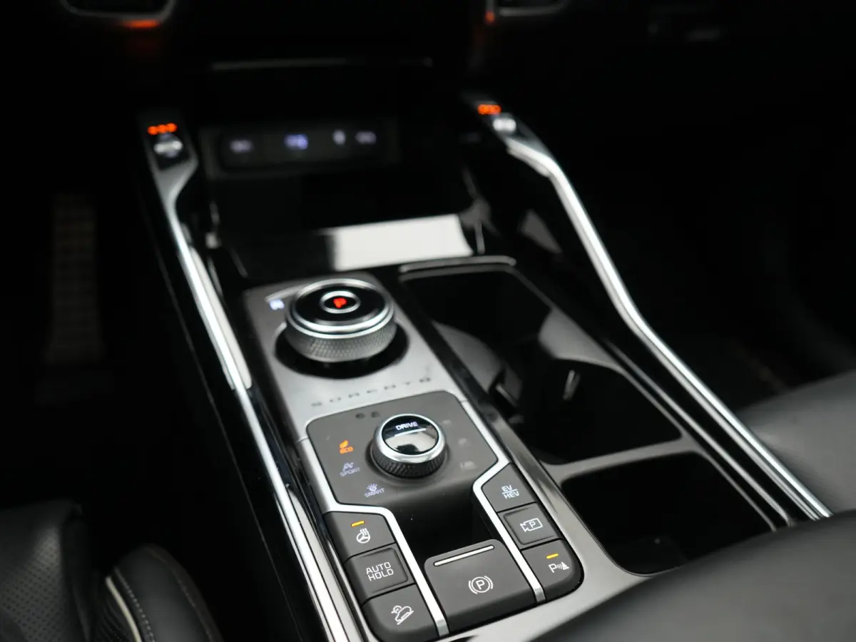 1.6 T-GDI 4WD ExecutiveLine PHEV 265pk Dealer O.H. | Trekhaak Afn. | Panodak | Head Up | Adaptive Cruise | 360 Camera | Bose Audio | Lederen Sportstoelen Memory & Ventilatie | Keyless | BLIS