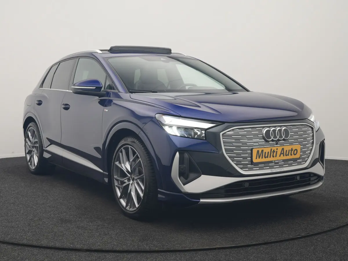 35 2x S Line 55 kWh 170pk | SOH 93% | Panodak | Adaptive Cruise | Lederen Sportstoelen & Stuur Verwarmd | Camera | Keyless | 21"L.M | Navigatie | DAB |