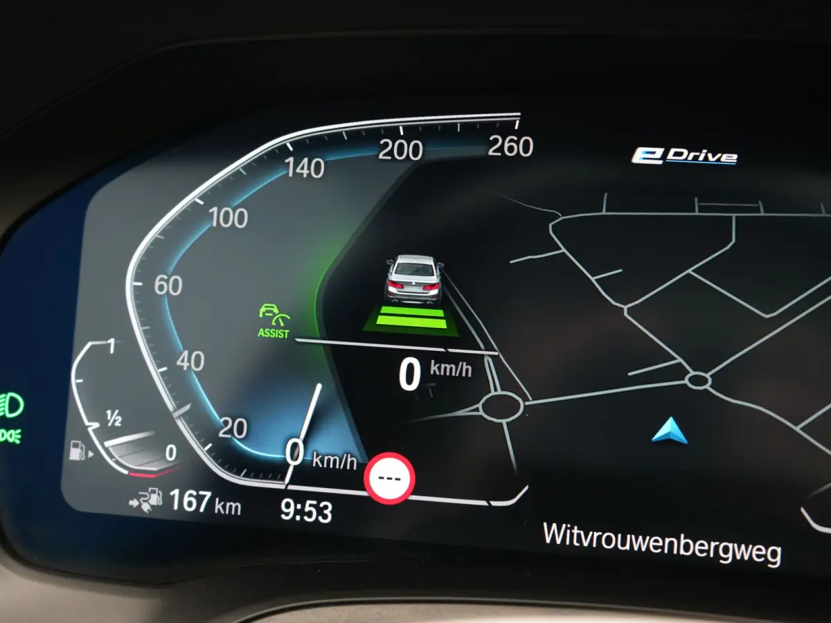 320e Sportline PHEV Dealer O.H | Panodak | Adaptive Cruise | Camera | Blis | Apple Carplay | Sportstoelen Verwarmd | Navigatie | DAB | 17"L.M | Plug In Hybrid